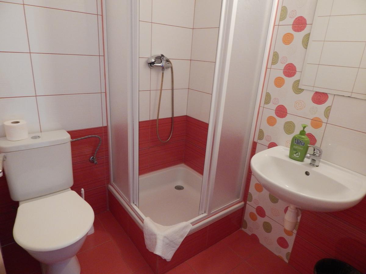 Penzion U Kasnych Mnisek pod Brdy Luaran gambar
